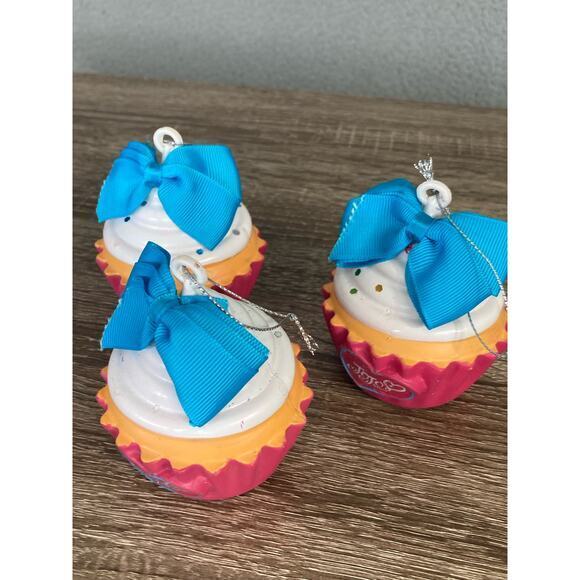 JoJo‎ Siwa Cupcake & Bow Christmas Ornament Set of 3 Multicolor Ornaments - Picture 5 of 9